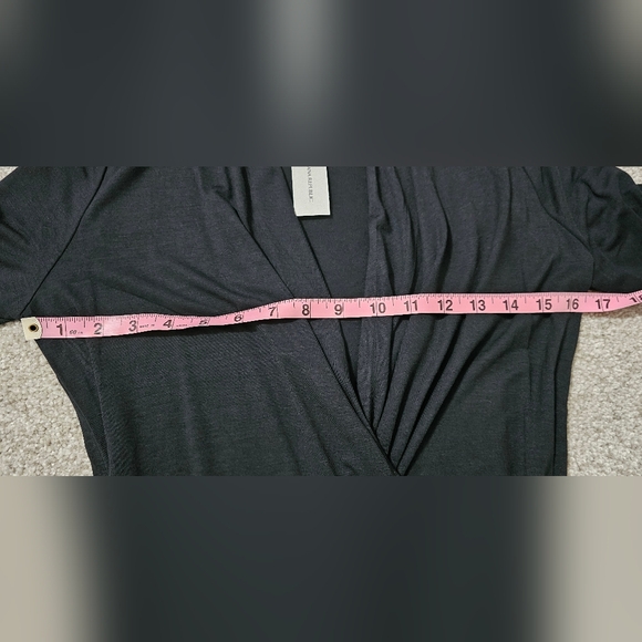 NWT Banana Republic Black Threadsoft Long Sleeve Wrap Shirt Size S - Picture 6 of 6
